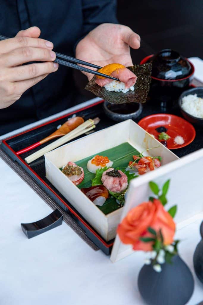 japanese dining etiquette